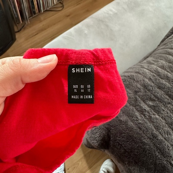 SHEIN red “oh snap” holiday t-shirt sz x-large - Picture 3 of 4